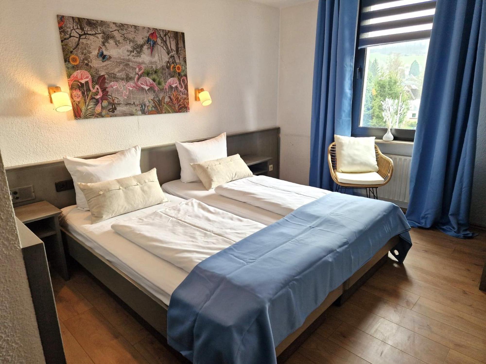 Hotel Engelskirchen Buitenkant foto