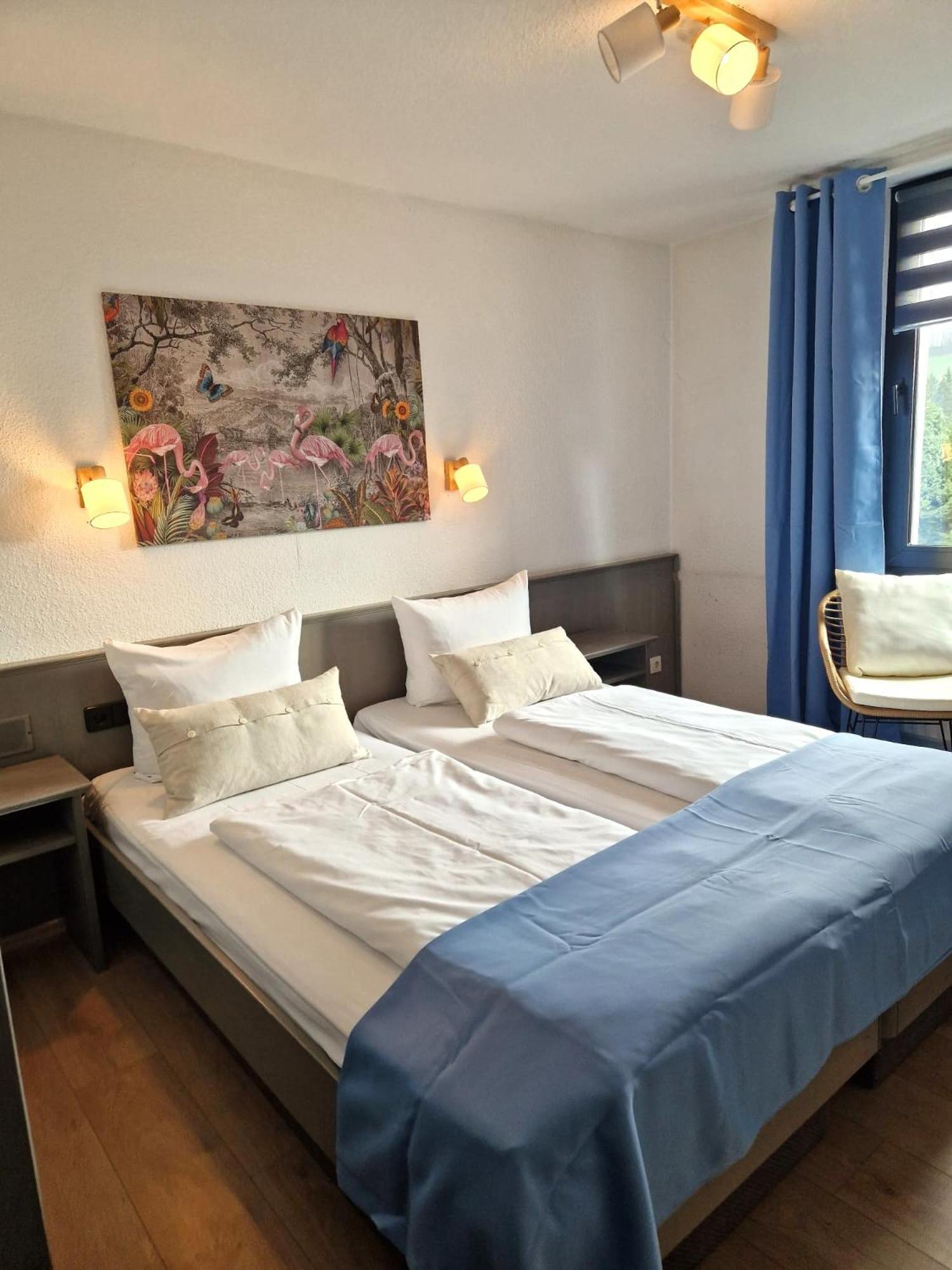 Hotel Engelskirchen Buitenkant foto