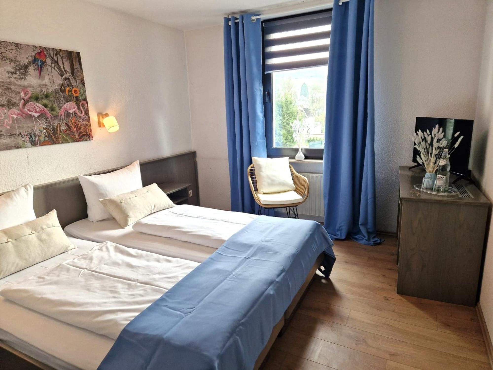 Hotel Engelskirchen Buitenkant foto