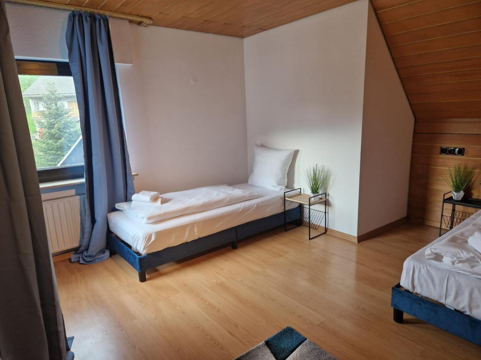 Hotel Engelskirchen Buitenkant foto